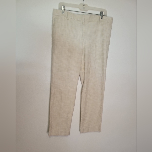 Ann Taylor size 10 cream colored trouser pants. Small stain - Picture 1 of 7